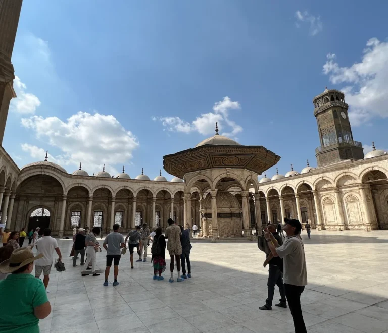🌟 جولة القاهرة الكبرى – 7 أيام من سحر التاريخ وروعة الحاضر مع تريند أم الدنيا مصر للسياحة