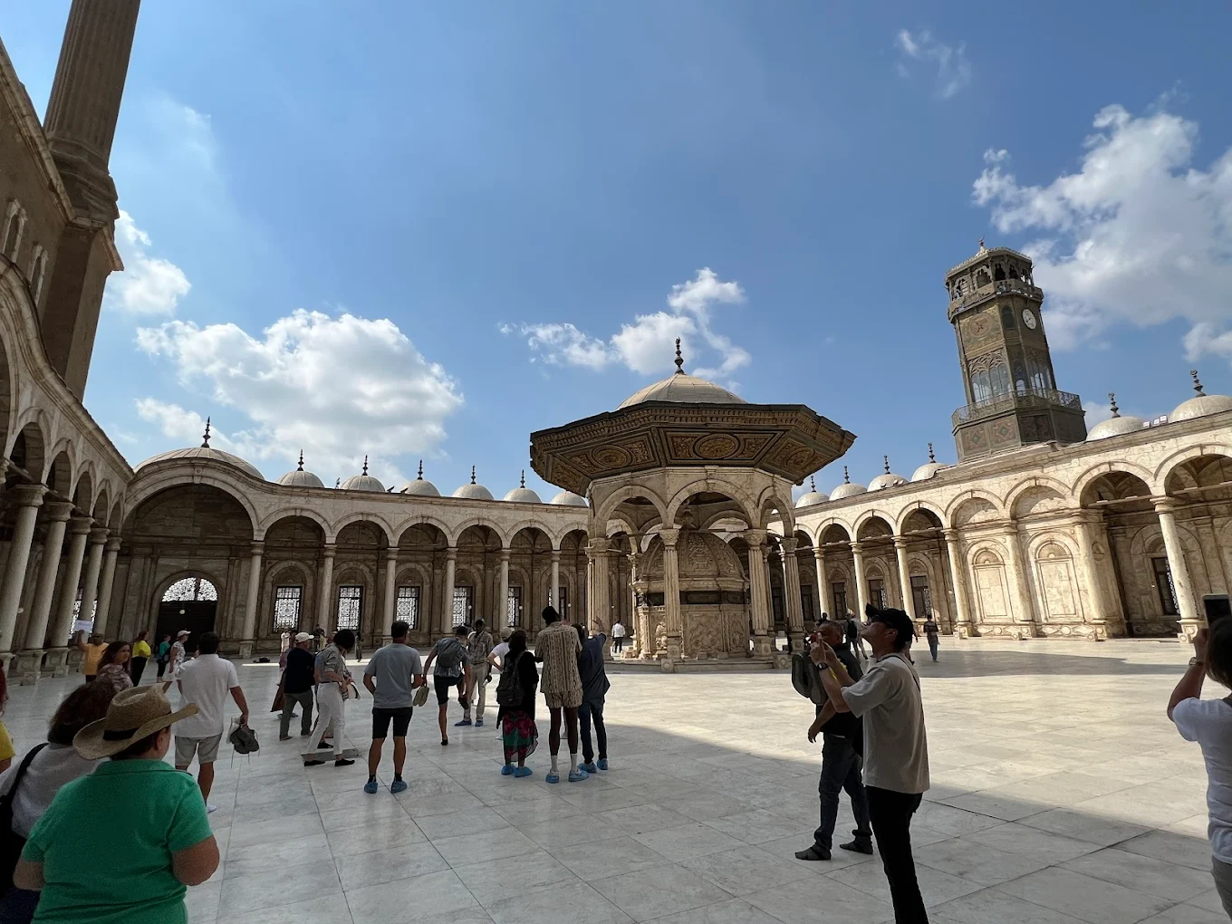 🌟 جولة القاهرة الكبرى – 7 أيام من سحر التاريخ وروعة الحاضر مع تريند أم الدنيا مصر للسياحة